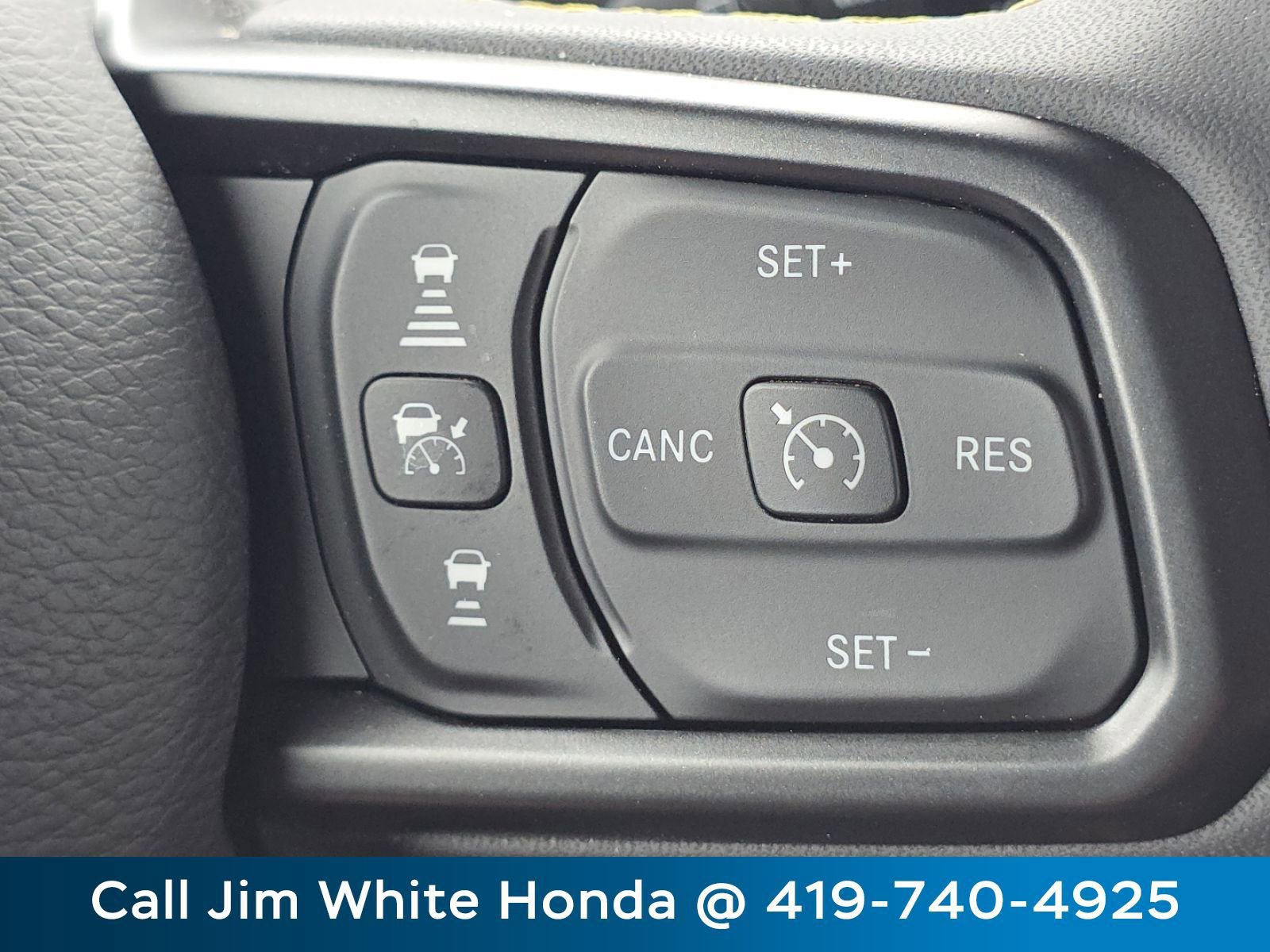 Used 2024 Jeep Wrangler Sport S image 30