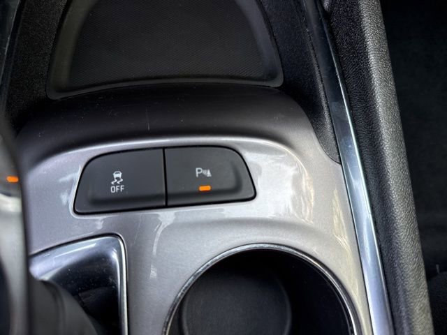 Used 2024 Chevrolet Malibu LT image 19