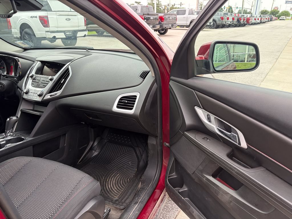 Used 2016 GMC Terrain SLE FWD image 16