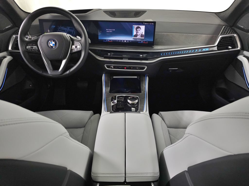 Used 2026 BMW X5 xDrive50e w/ Executive Package AWD/4WD image 11
