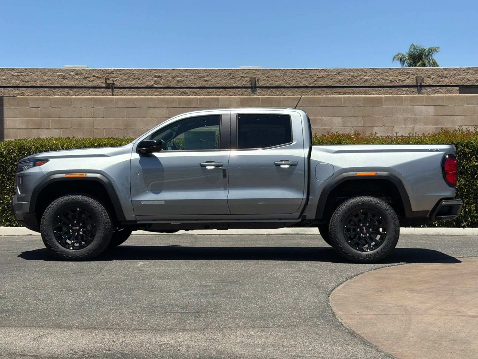 New 2026 GMC Canyon Elevation w/ Convenience Package AWD/4WD image 7