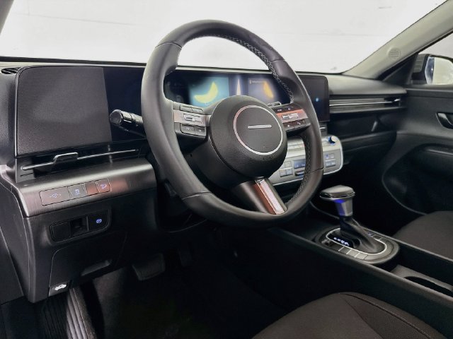 Used 2024 Hyundai Kona SEL FWD image 20