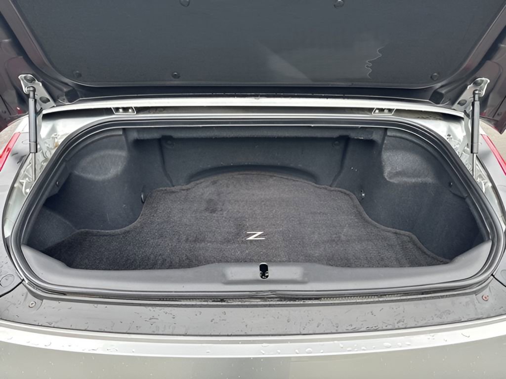 Used 2005 Nissan 350Z Enthusiast RWD image 14
