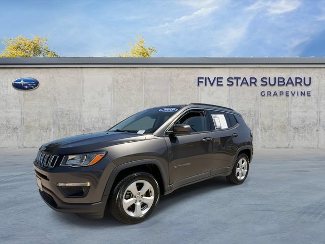 Used 2018 Jeep Compass Latitude w/ Popular Equipment Group FWD image 4