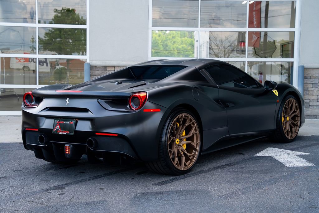 Used 2018 Ferrari 488 Spider RWD image 11