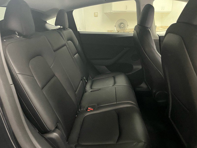 Used 2024 Tesla Model Y Long Range image 11