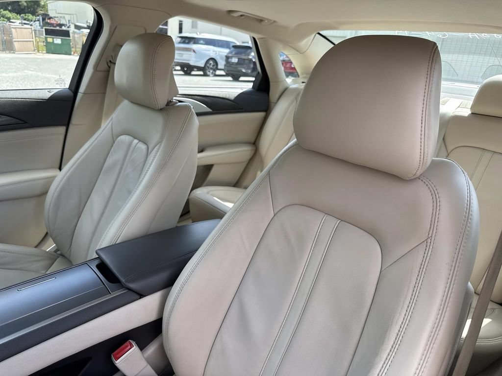 Certified 2019 Lincoln MKZ Reserve w/ Reserve Plus Package AWD/4WD image 21