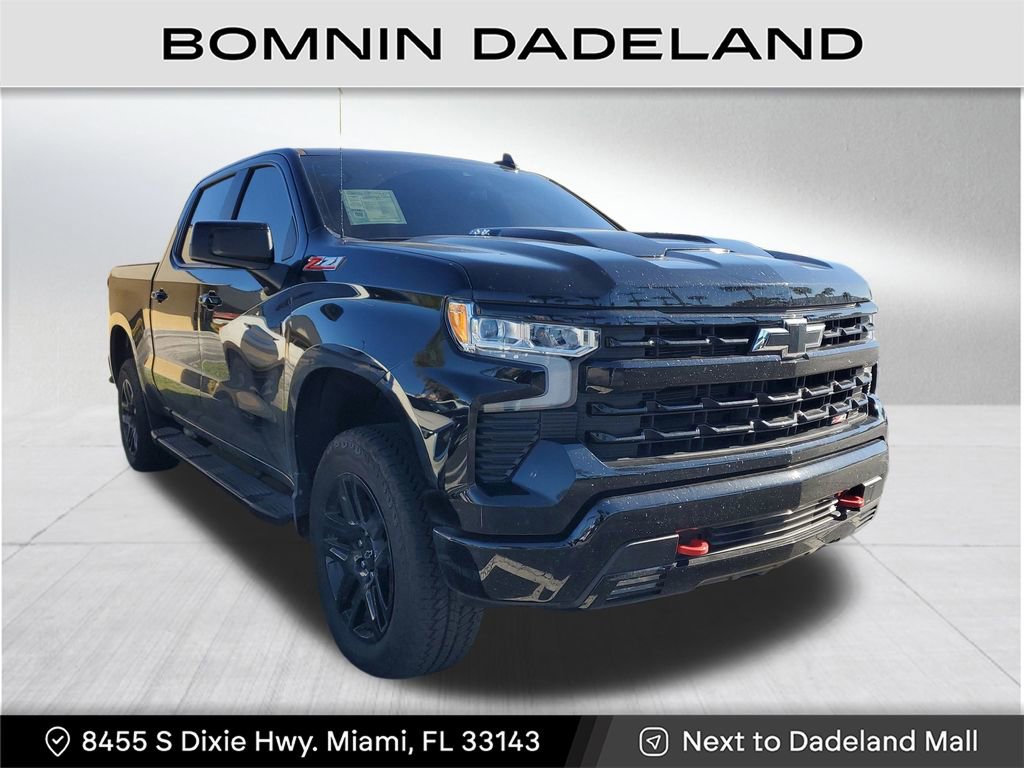 Used 2025 Chevrolet Silverado 1500 LT Trail Boss w/ Convenience Package II image 1