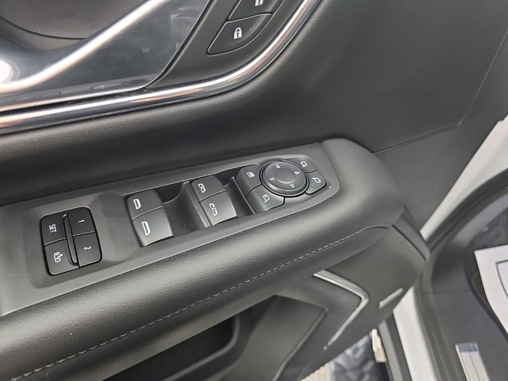 Used 2023 Chevrolet Tahoe Z71 w/ Luxury Package image 14