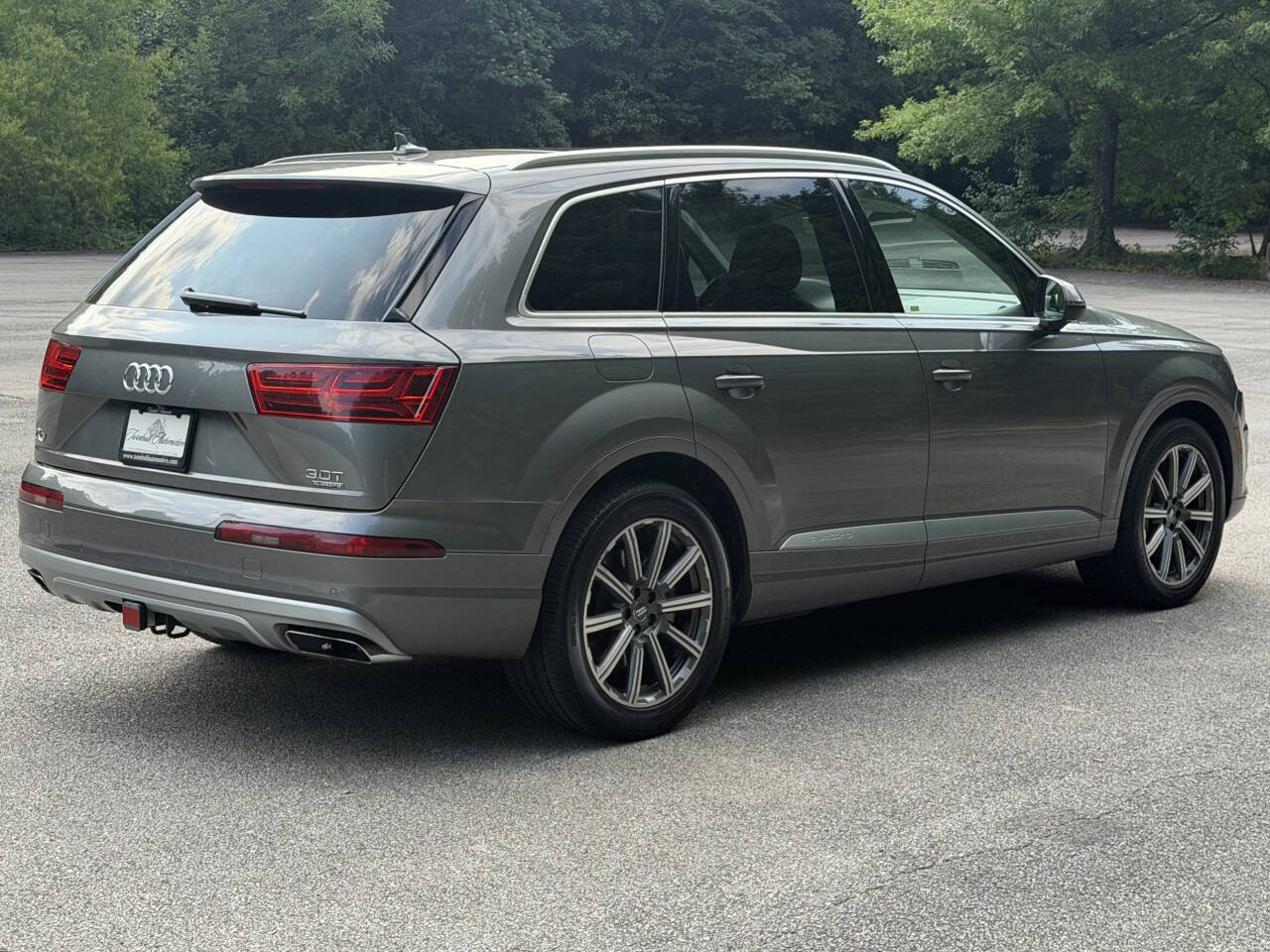 Used 2017 Audi Q7 3.0T Prestige AWD/4WD image 6