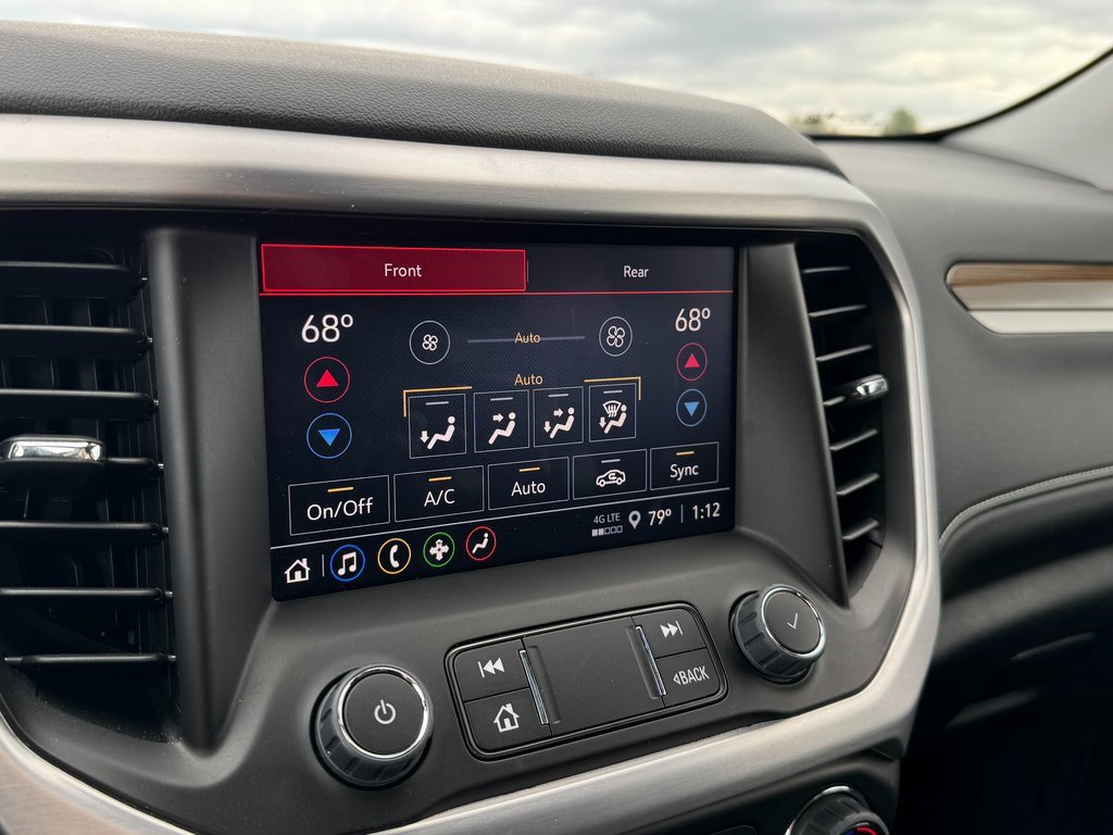 Used 2023 GMC Acadia SLE w/ Driver Convenience Package image 24