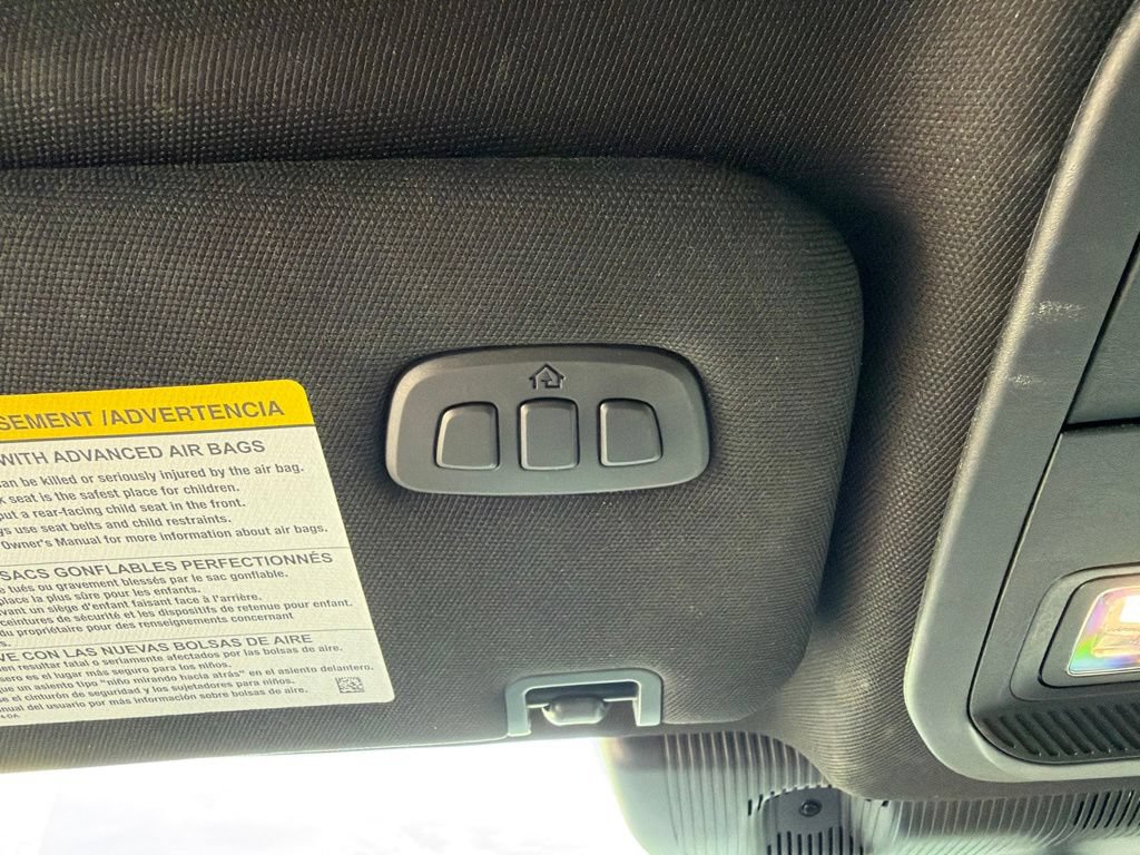 Used 2025 Ford Explorer ST AWD/4WD image 40