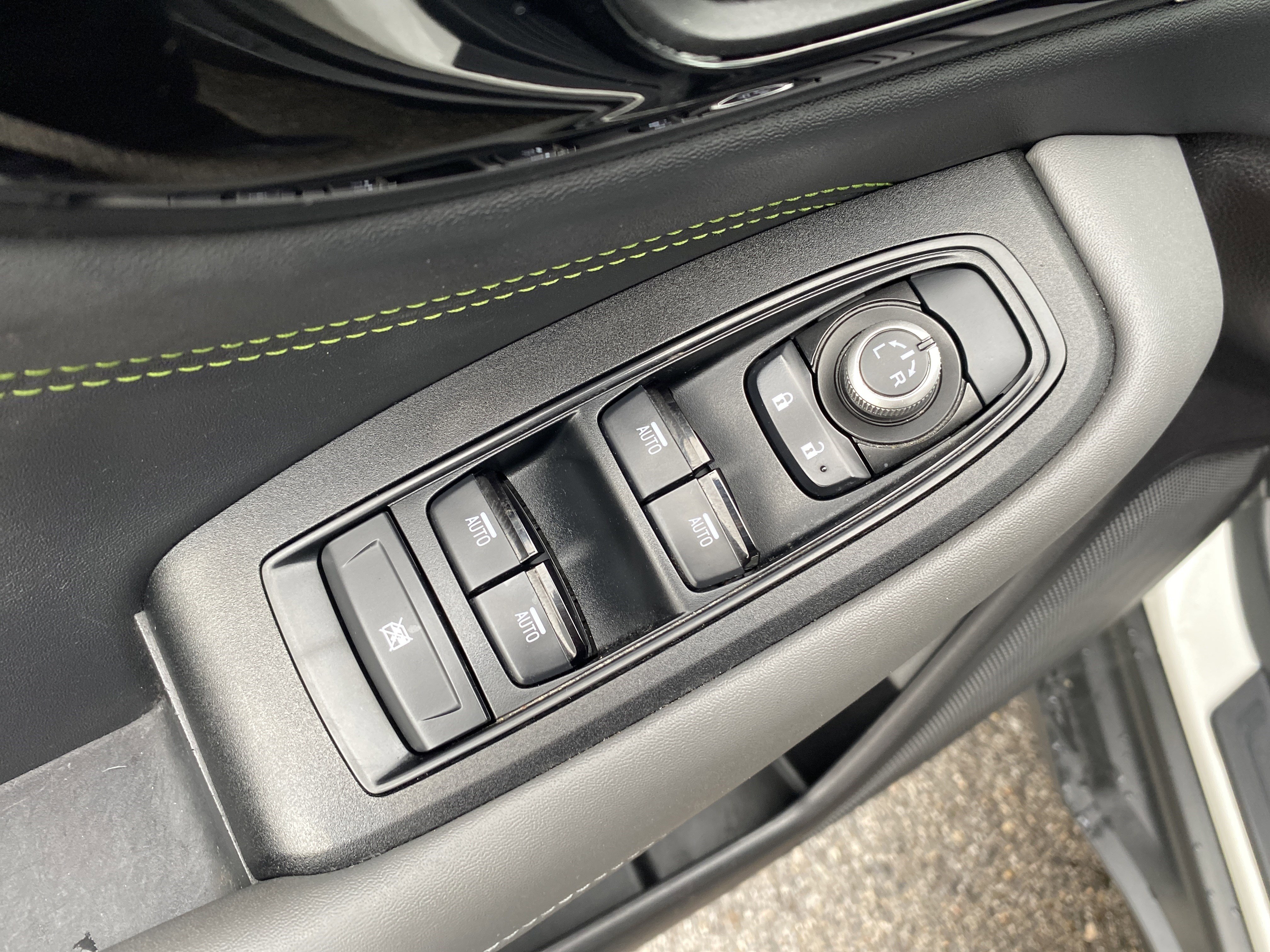 Used 2023 Subaru Outback Onyx Edition image 18