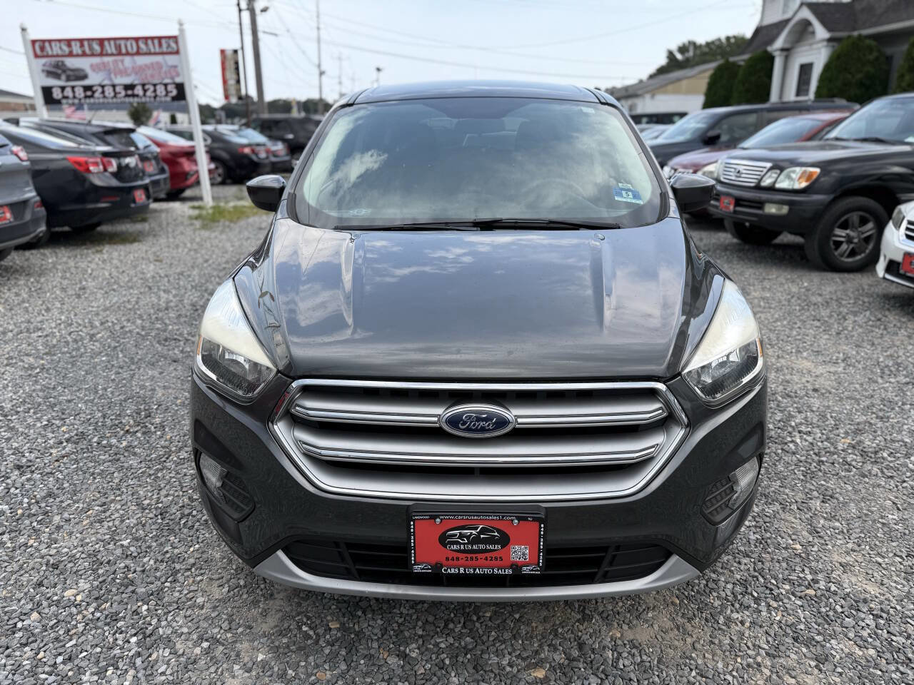 Used 2017 Ford Escape SE w/ SE Cold Weather Package image 2