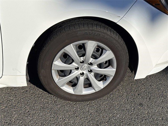 Used 2022 Toyota Corolla LE image 7