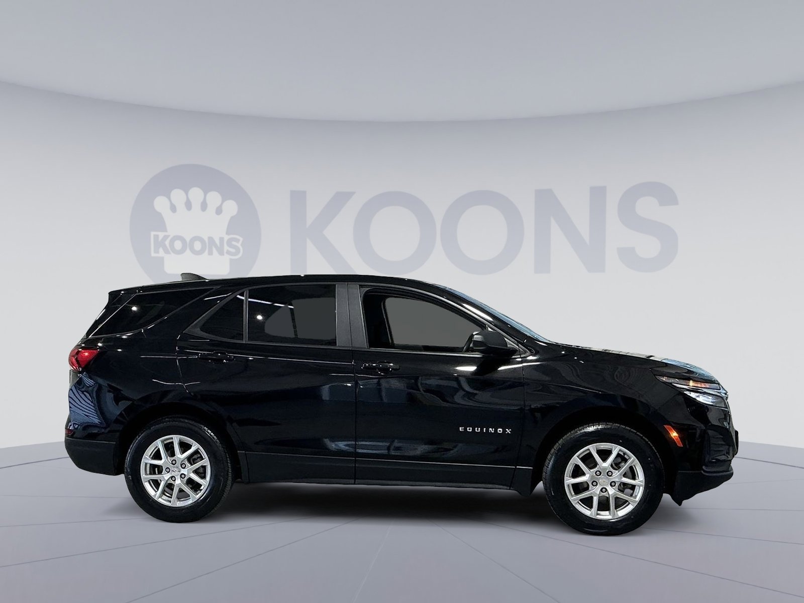 Used 2023 Chevrolet Equinox LS w/ LS Convenience Package image 17