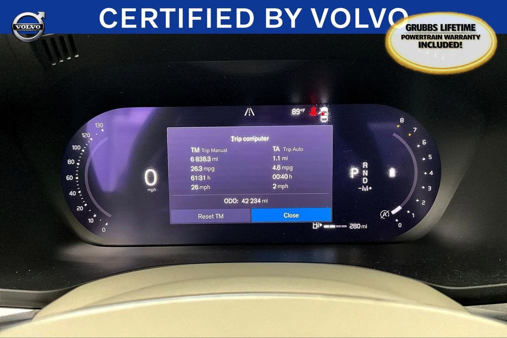 Certified 2023 Volvo XC60 B5 Plus AWD/4WD image 29