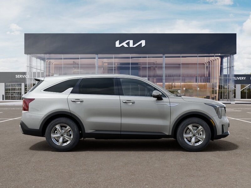 New 2026 Kia Sorento LX FWD image 8