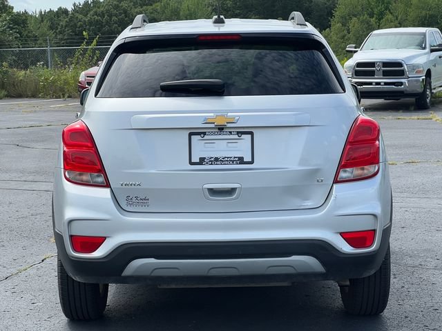 Used 2018 Chevrolet Trax LT w/ LT Convenience Package FWD image 36