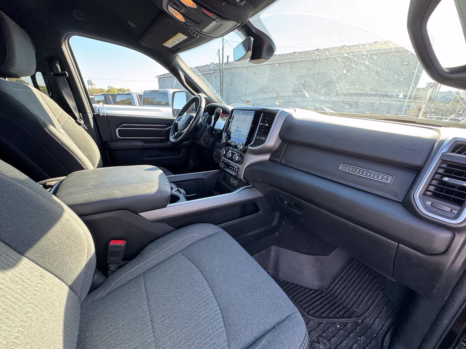 Used 2024 RAM 2500 Big Horn w/ Night Edition AWD/4WD image 32