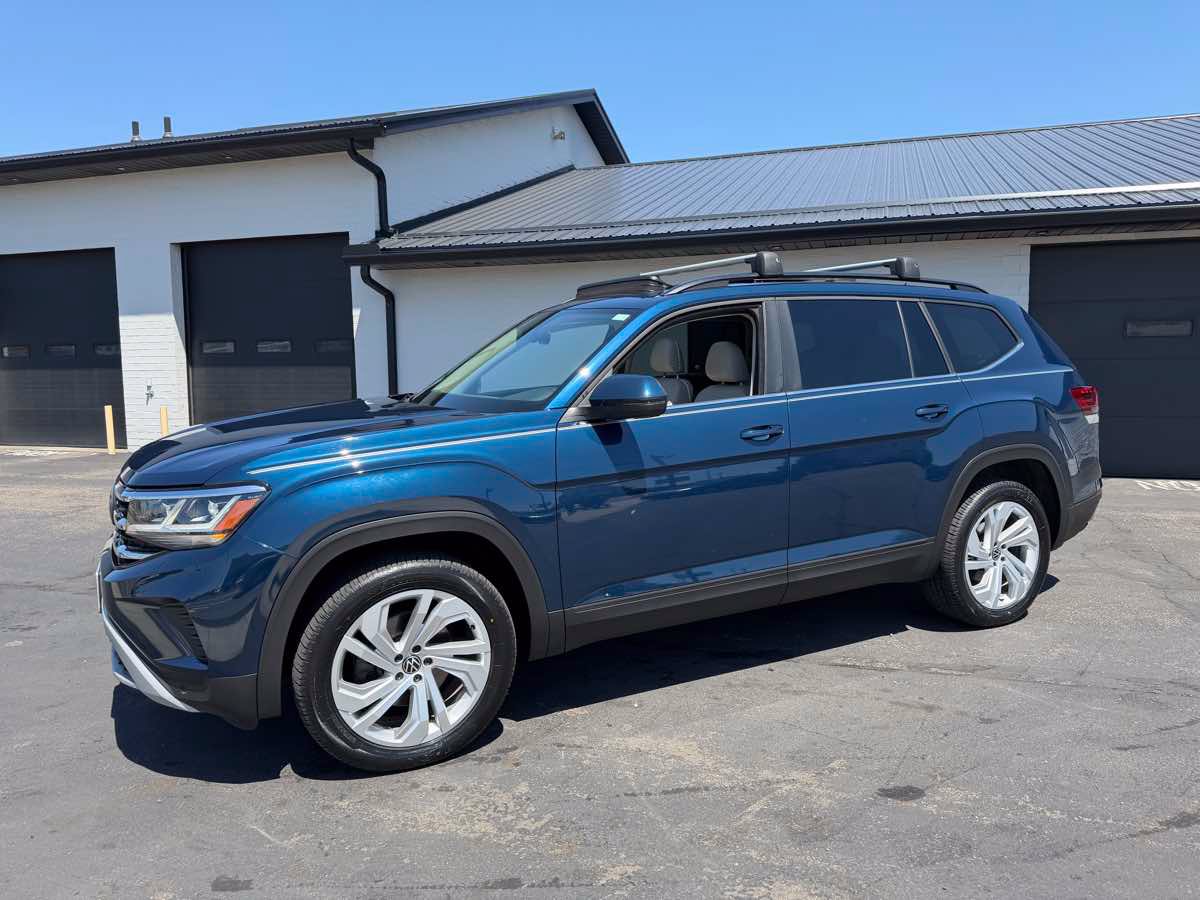 Used 2021 Volkswagen Atlas SE AWD/4WD image 2