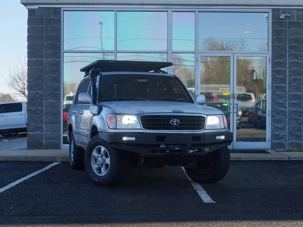 Used 2000 Toyota Land Cruiser image 1
