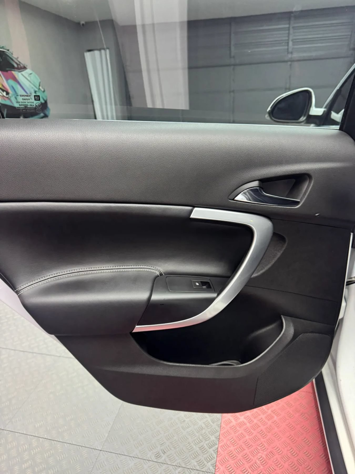 Used 2017 Buick Regal Sport Touring FWD image 22