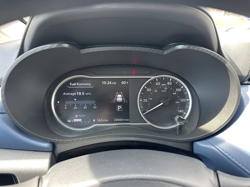 Used 2025 Nissan Versa SV FWD image 18