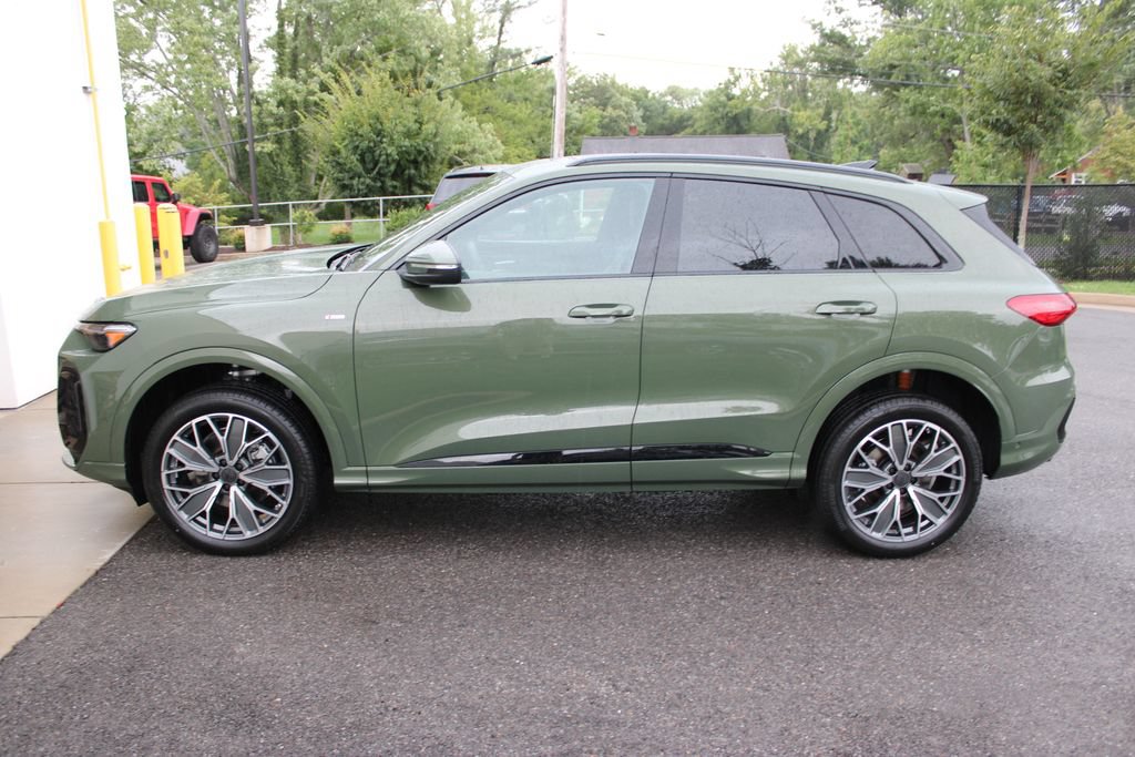 New 2026 Audi Q5 Premium Plus AWD/4WD image 10