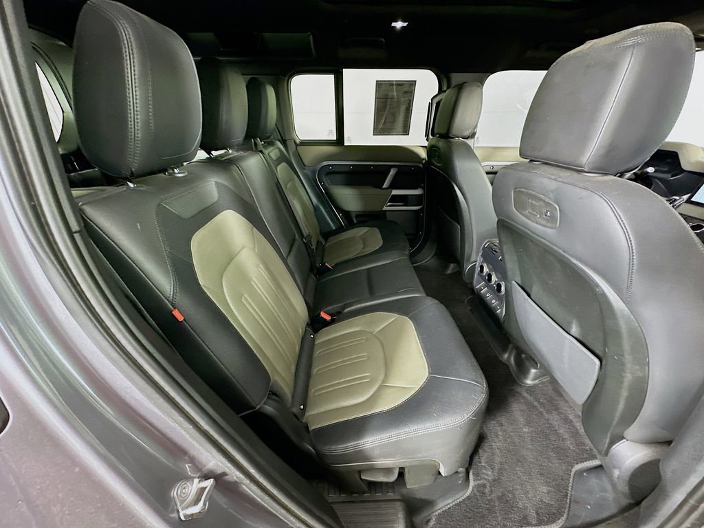 Used 2022 Land Rover Defender 110 X-Dynamic SE image 36