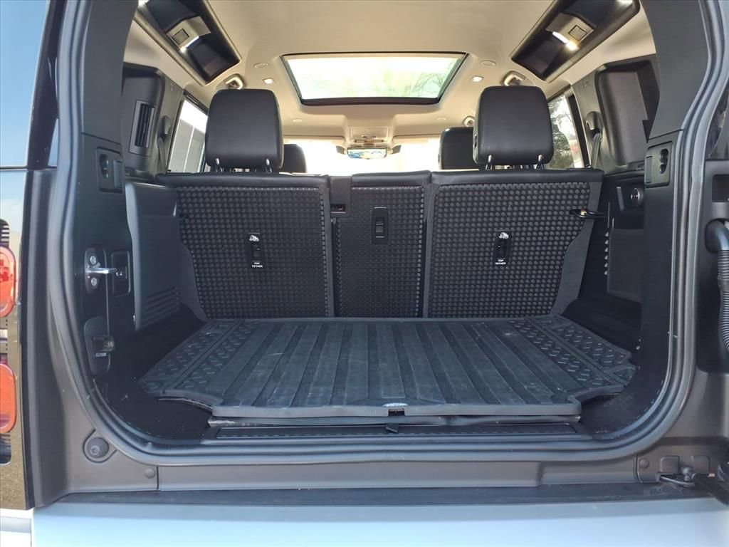 Used 2020 Land Rover Defender 110 S image 19