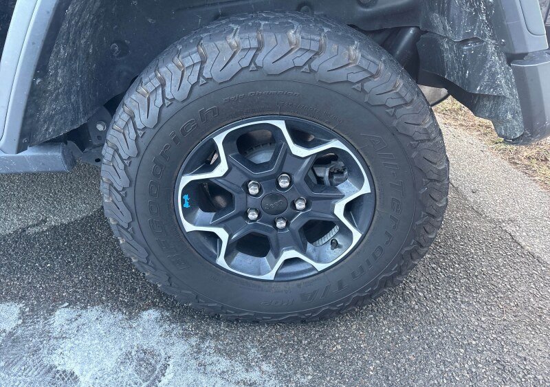 Used 2022 Jeep Wrangler Unlimited Rubicon 4xe w/ Cold Weather Group image 7