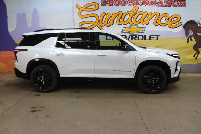 New 2026 Chevrolet Traverse RS w/ LPO, Floor Liner Package AWD/4WD image 1
