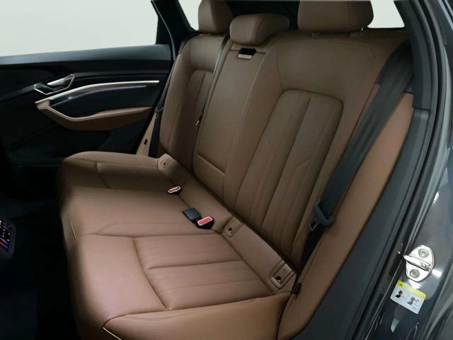 Used 2024 Audi Q8 e-tron Premium Plus w/ Premium Plus Package AWD/4WD image 69