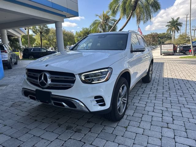 Used 2022 Mercedes-Benz GLC 300 4MATIC w/ Multimedia Package Lite image 21