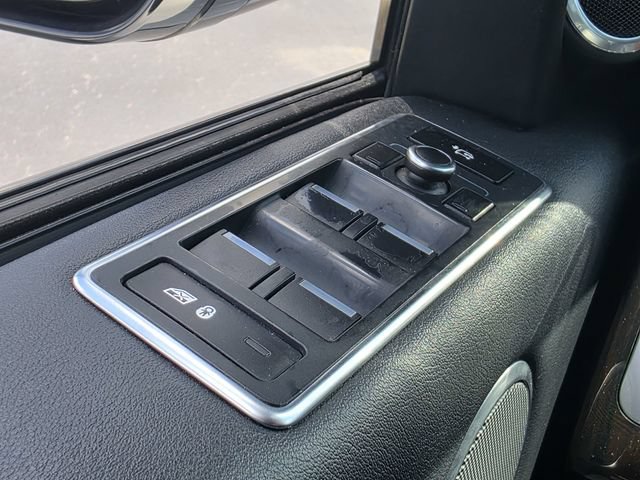 Used 2015 Land Rover Range Rover Supercharged AWD/4WD image 15