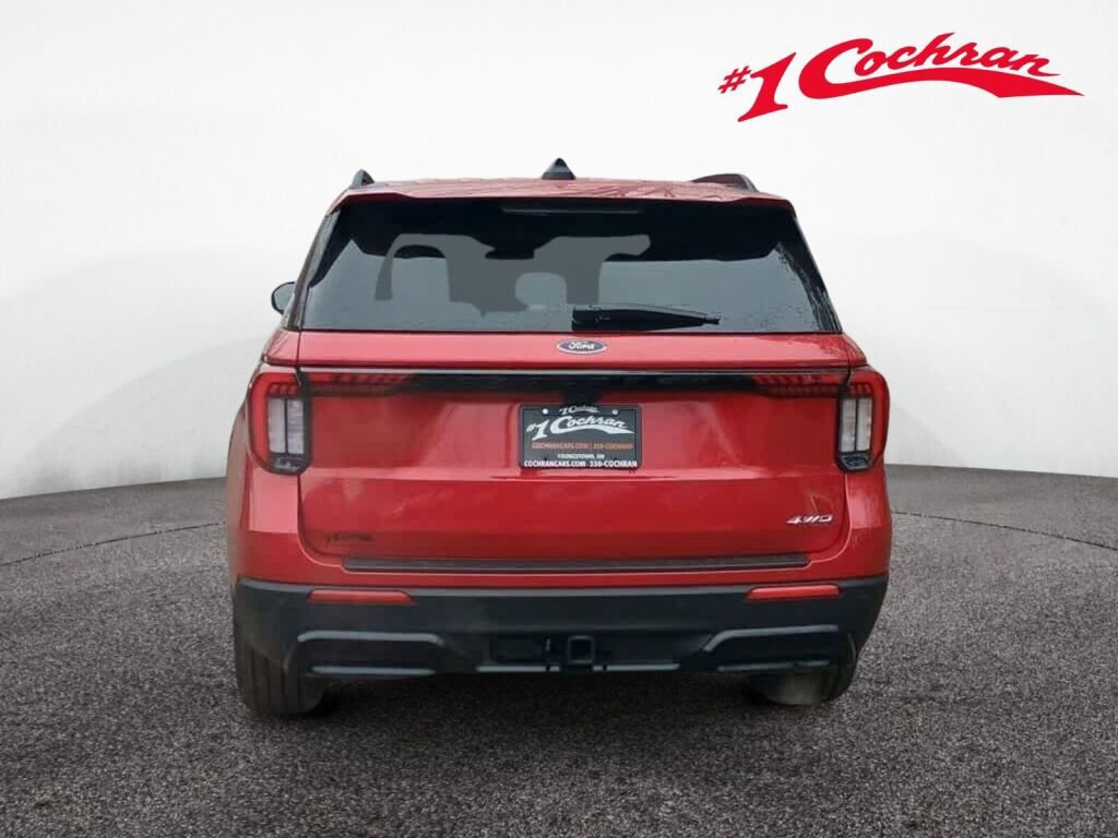 New 2026 Ford Explorer ST-Line w/ ST-Line Street Pack AWD/4WD image 4