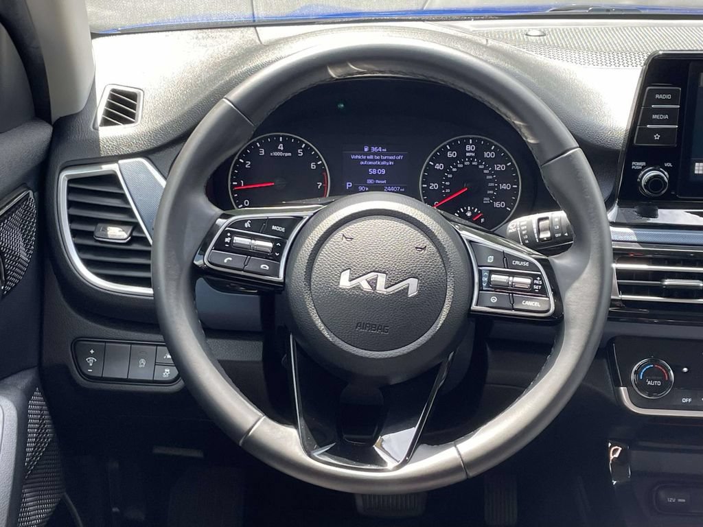 Used 2023 Kia Seltos S AWD/4WD image 12