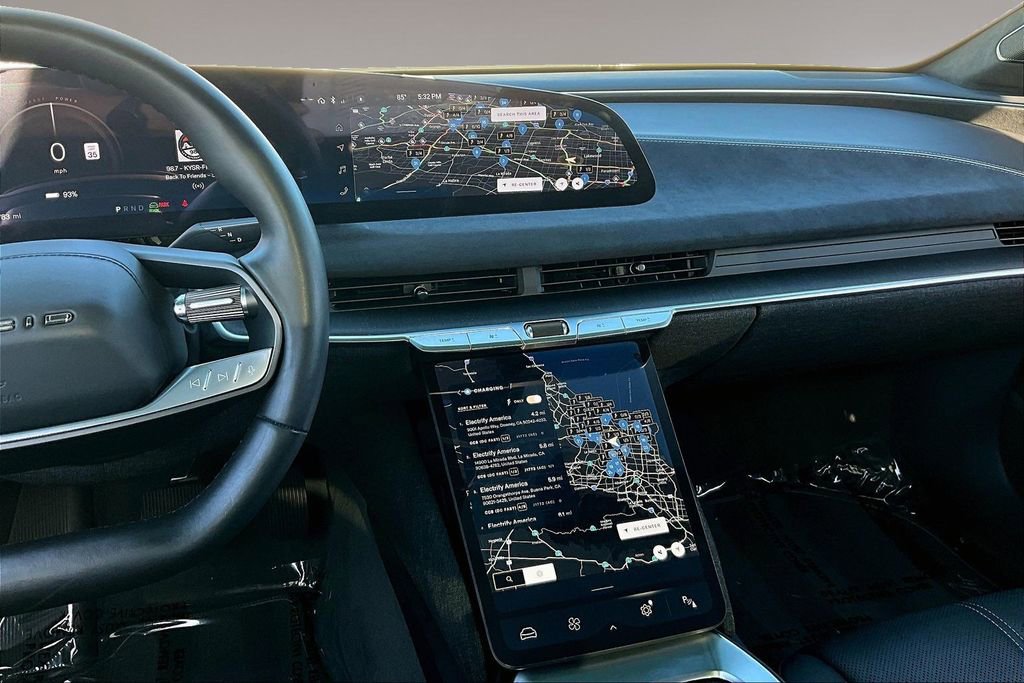 Used 2023 Lucid Air Grand Touring image 9