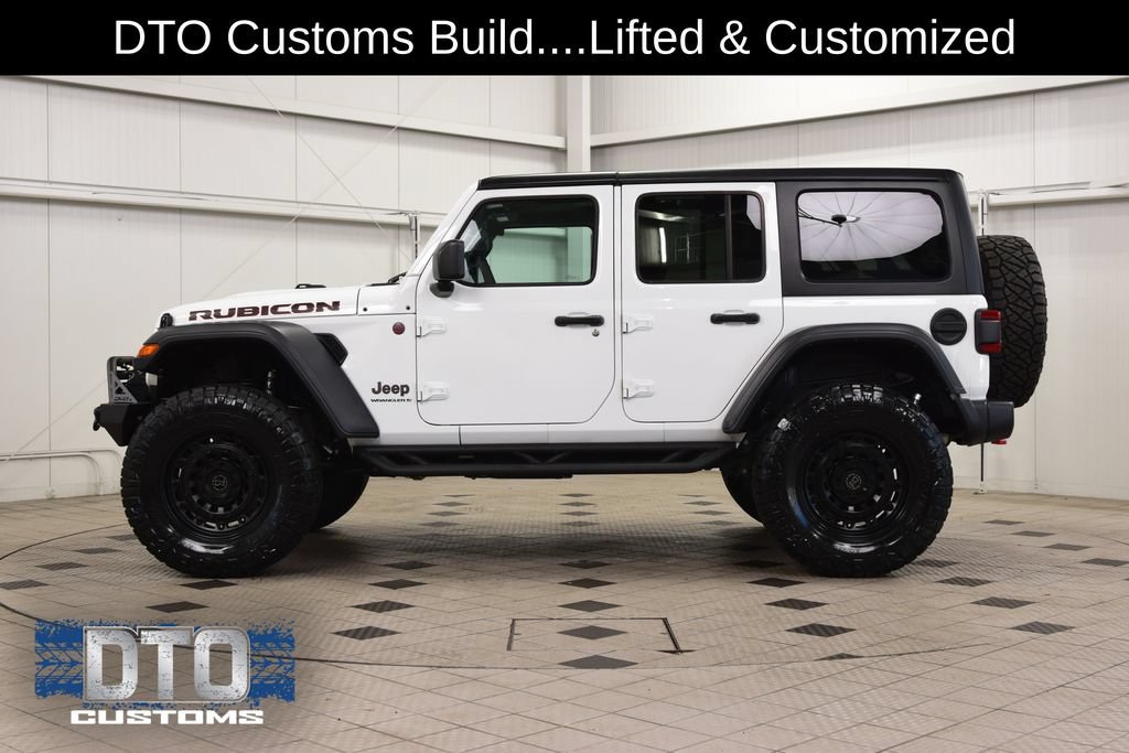 Used 2025 Jeep Wrangler Unlimited Rubicon AWD/4WD image 4
