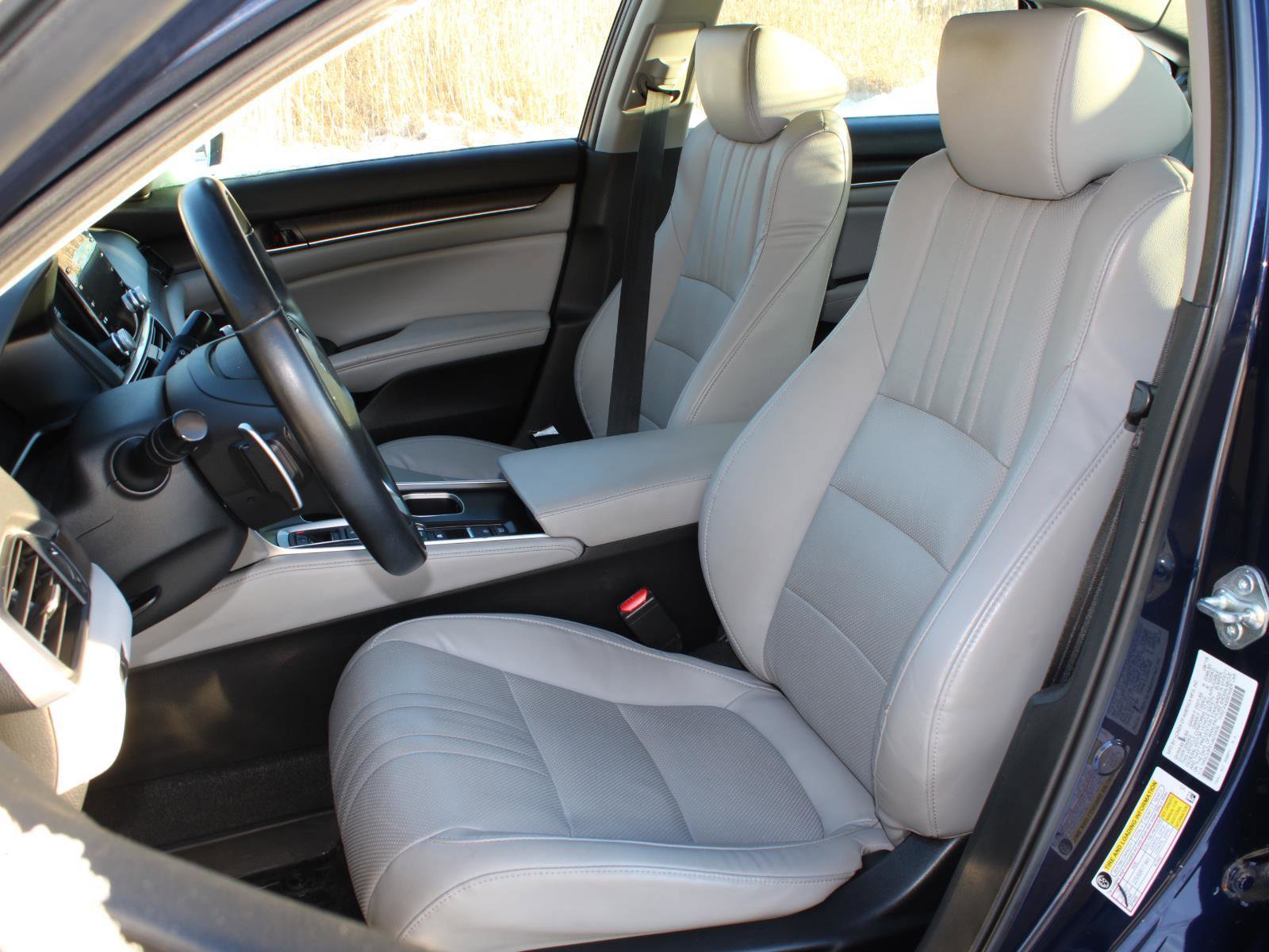 Used 2018 Honda Accord EX-L image 15