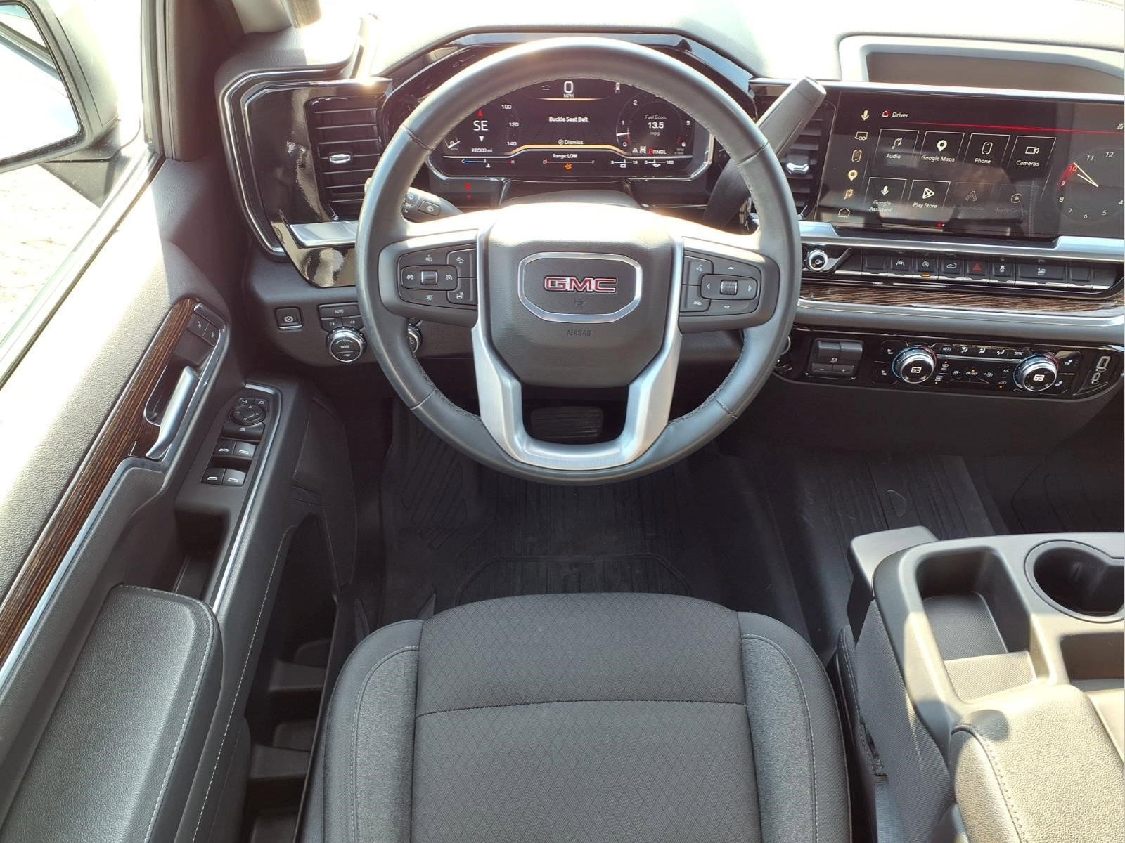 Used 2025 GMC Sierra 1500 SLE w/ Preferred Package AWD/4WD image 14