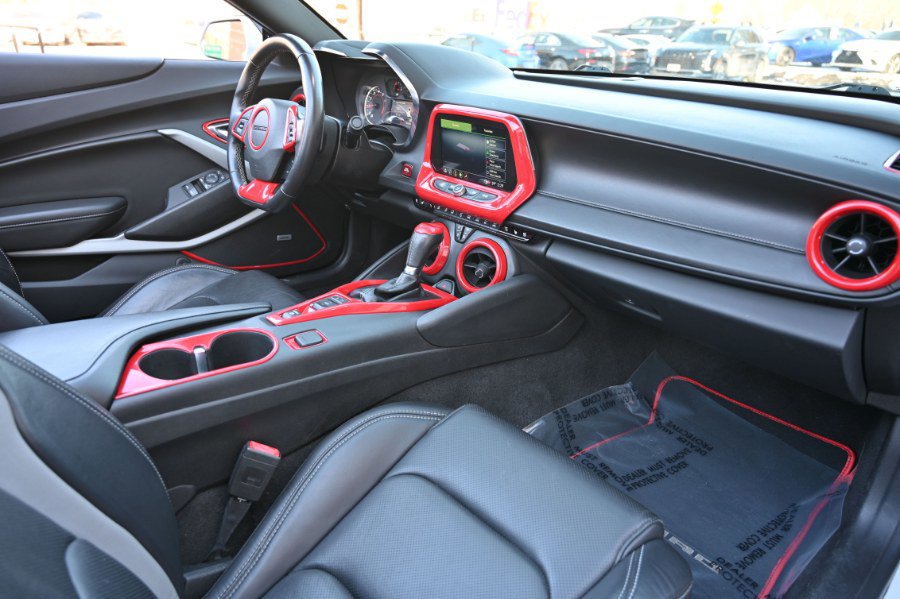 Used 2021 Chevrolet Camaro LT w/ RS Package image 21