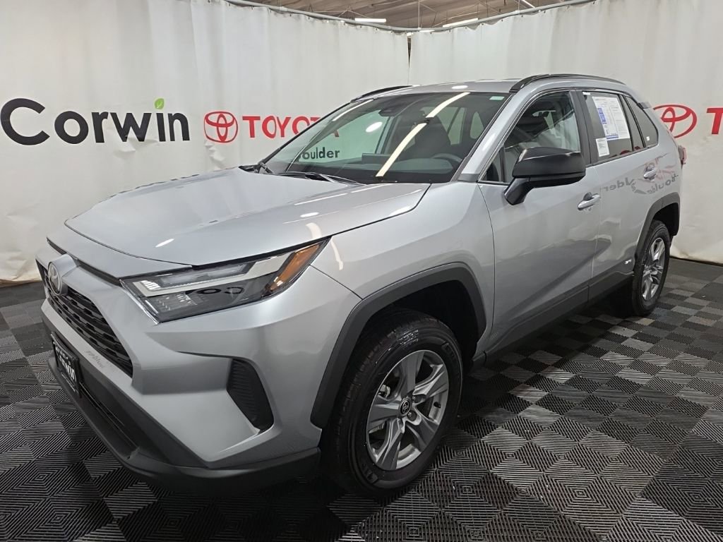 Used 2025 Toyota RAV4 LE image 3