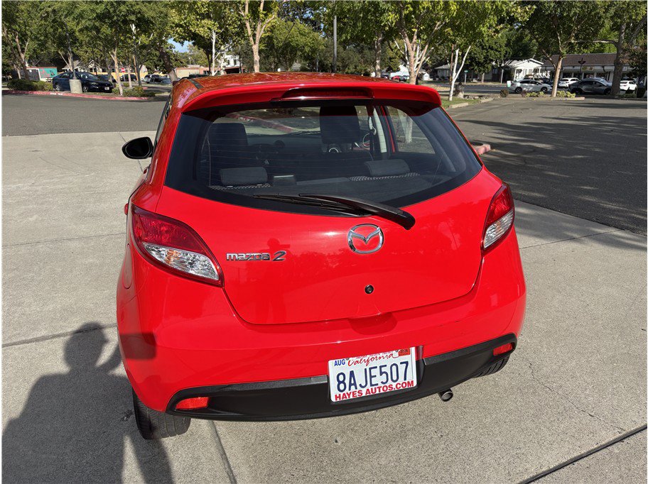 Used 2011 MAZDA MAZDA2 Touring FWD image 8