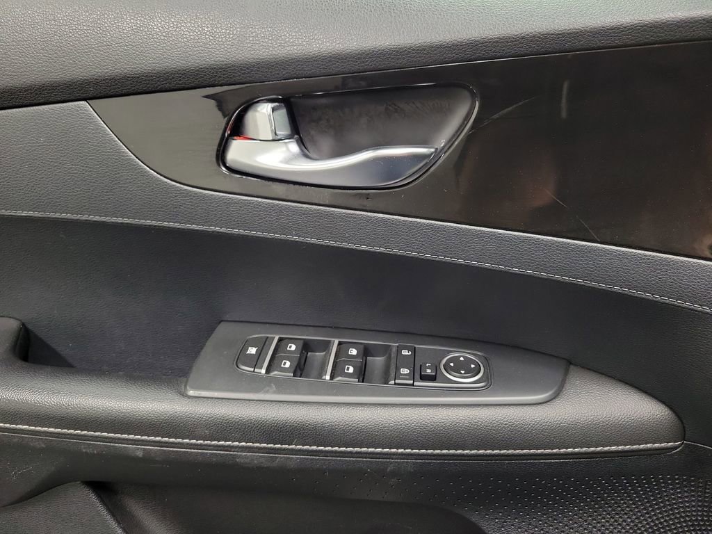 Used 2019 Kia Forte S w/ S Premium Package image 20