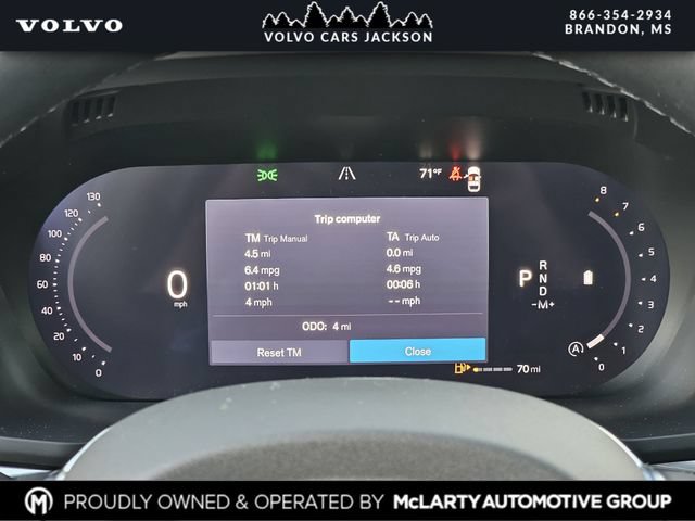 New 2026 Volvo XC60 B5 Plus w/ Protection Package Premier AWD/4WD image 12