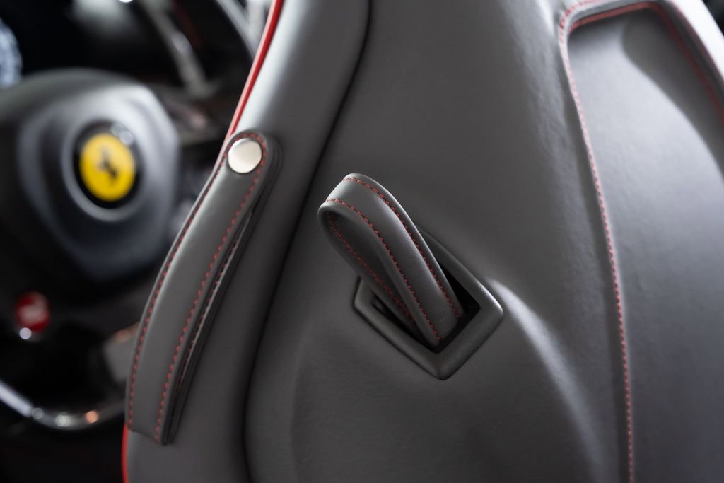 Used 2015 Ferrari California T RWD image 47