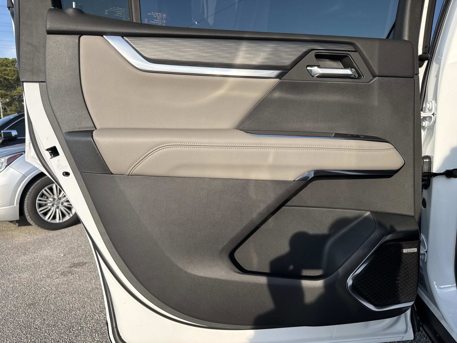 New 2026 GMC Acadia Elevation image 12