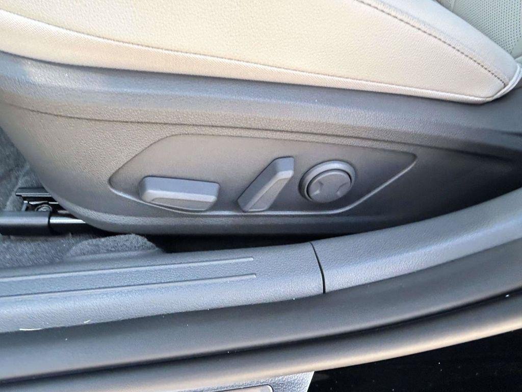 New 2026 Hyundai Sonata Limited FWD image 39
